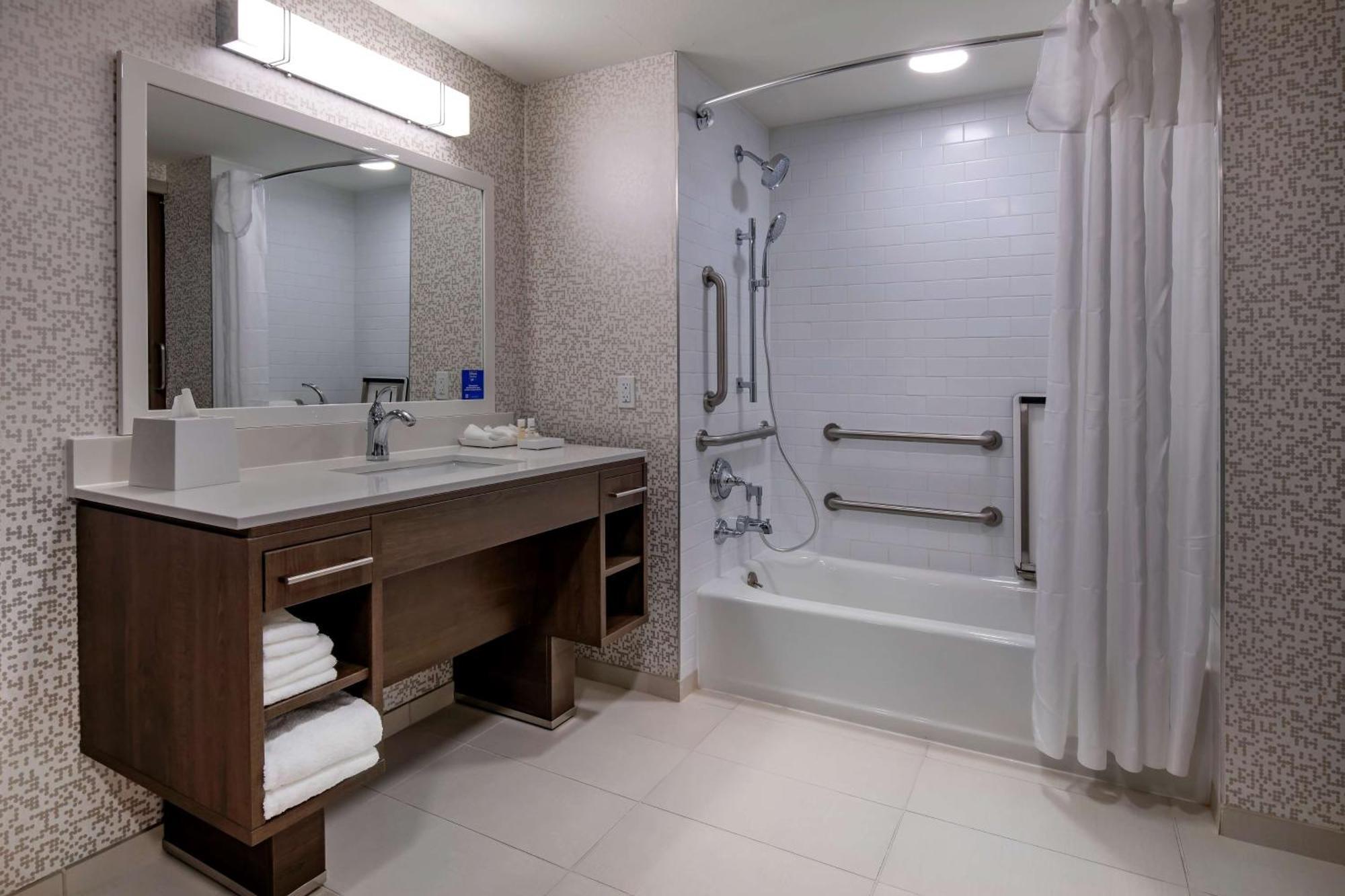 Home2 Suites By Hilton Wayne, Nj Bagian luar foto